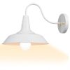 10.24 Wall-mounted Metal Light/White